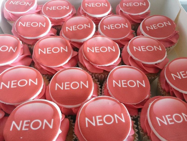 logo cupcakes