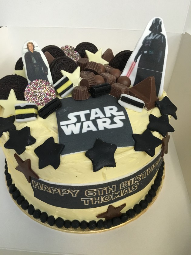 Star Wars Crazy Cake